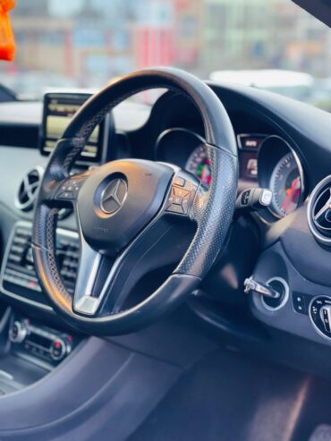 Mercedes Benz GLA 4 matic