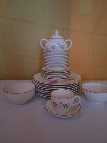 White dinnerware sets