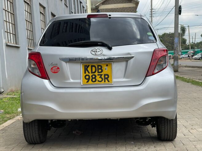 TOYOTA VITZ