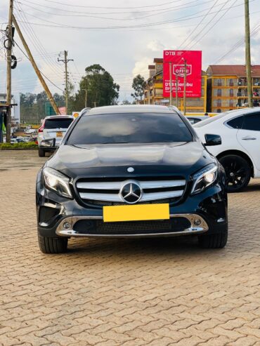 Mercedes Benz GLA 4 matic