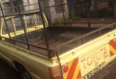 Toyota pickup 1y in good condition