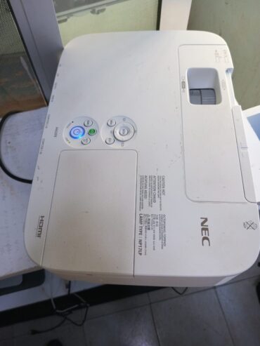 NEC projector 4600 lumens