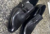 Men’s office leather shoes..