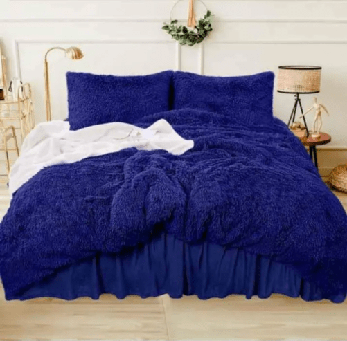 FLUFFY WOOLEN DUVETS