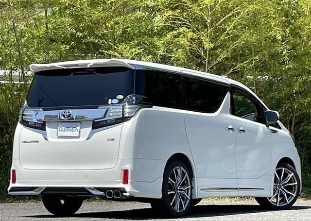 Toyota Alphard/Vellfire