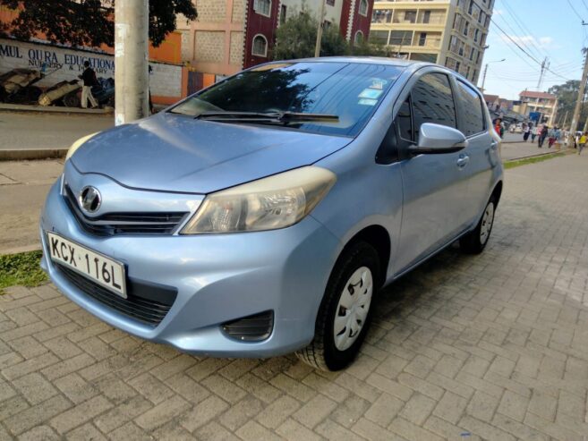 TOYOTA VITZ