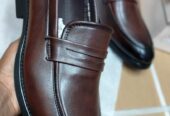 Pure Italian leather shoes with rubber sole