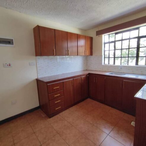 House for rent in donholm,2bedroom