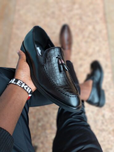 Official pure leather shoes with rubber sole