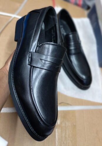 Pure Italian leather shoes with rubber sole