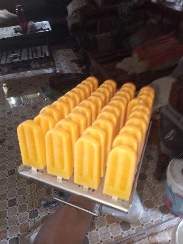 Ice popsicle machines